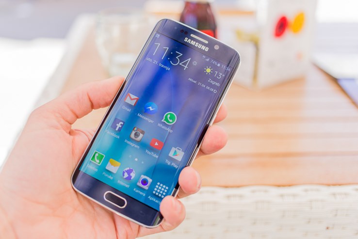 Samsung Galaxy S6 Edge (21).jpg